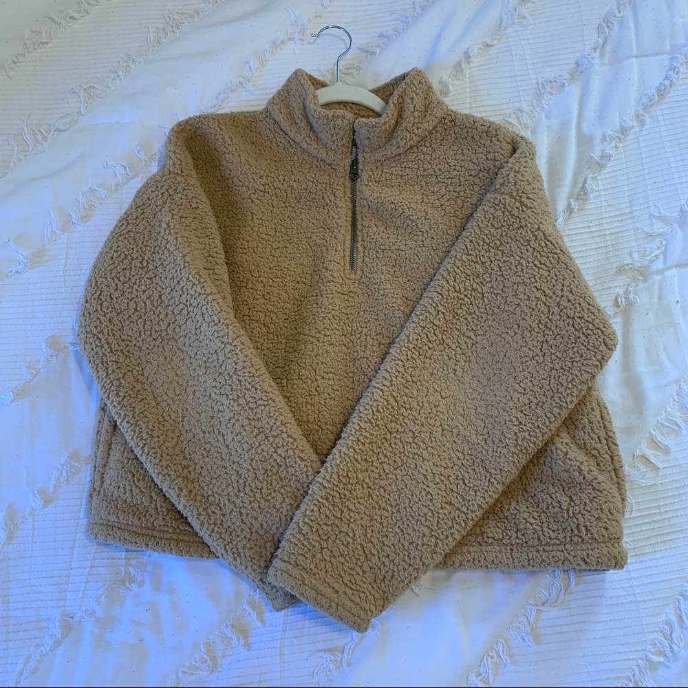 American Eagle Sherpa Pullover